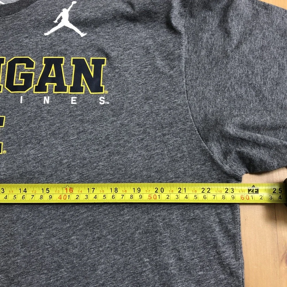Michigan Wolverines Jordan Dri-Fit T-Shirt NCAA Basketball Men's Sz L Gray
